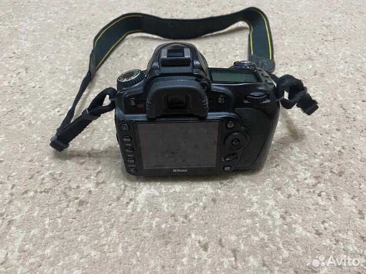 Nikon D90 тушка