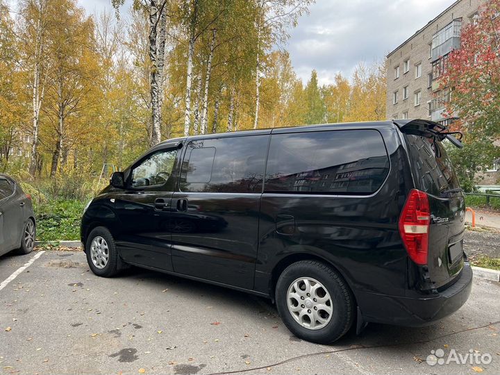 Hyundai Grand Starex 2.5 AT, 2014, 290 000 км