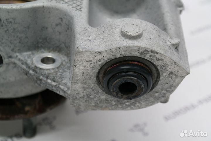 Кулак поворотный Discovery Sport L550 2014