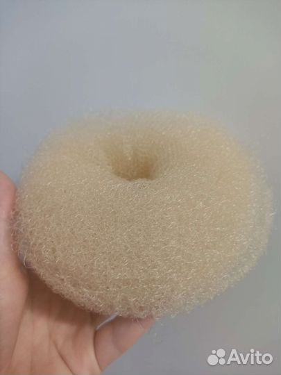 Бублик валик для объёма волос бежевый