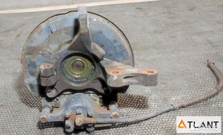 Ступица передняя левая mitsubishi lancer