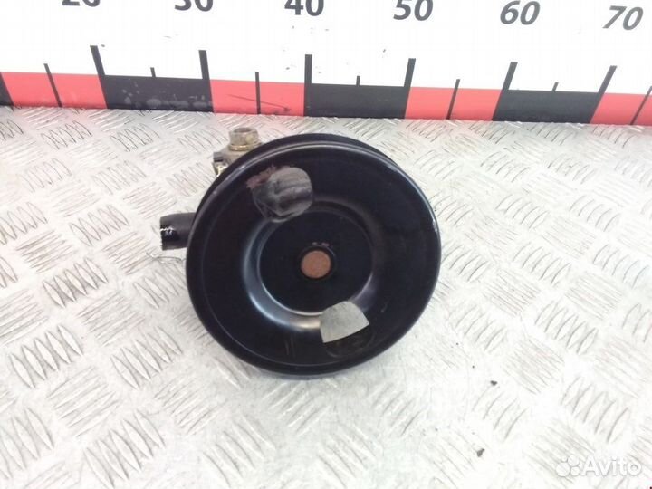 Насос для Mitsubishi Carisma