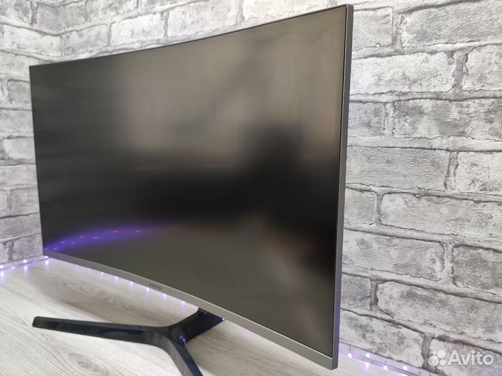 Изогнутый монитор Samsung 2K/144Hz/2hdmi/DP