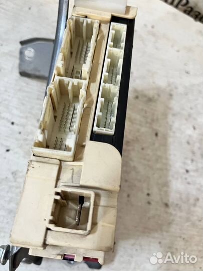 Блок предохранителей Lexus rx3 лексус рх350 09-15