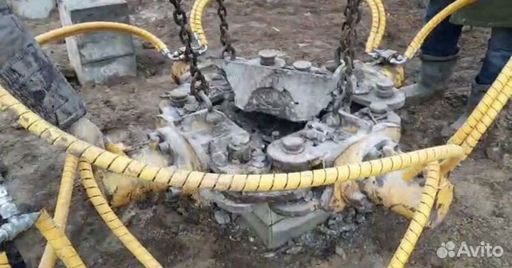 Механизированная срубка свай