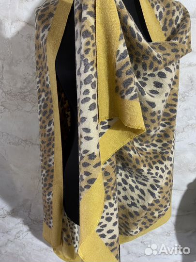 Палантин анималистический принт