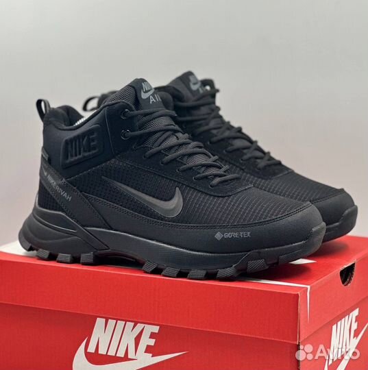 Кроссовки зимние Nike с мехом черные