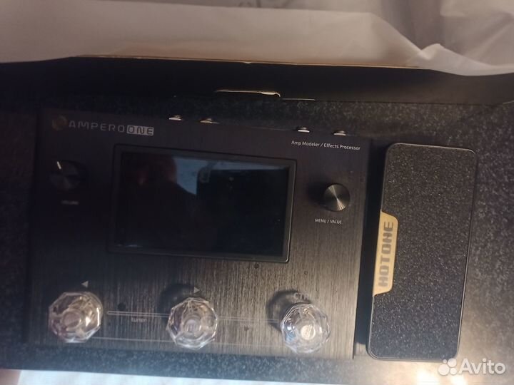 Hotone Ampero One, сенсорный гитарный процессор