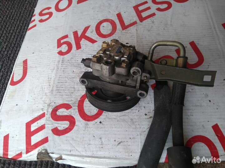 Насос гидроусилителя гур Mazda MPV