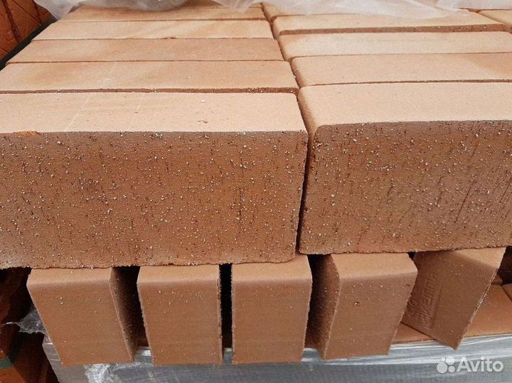 Кирпич полнотелый