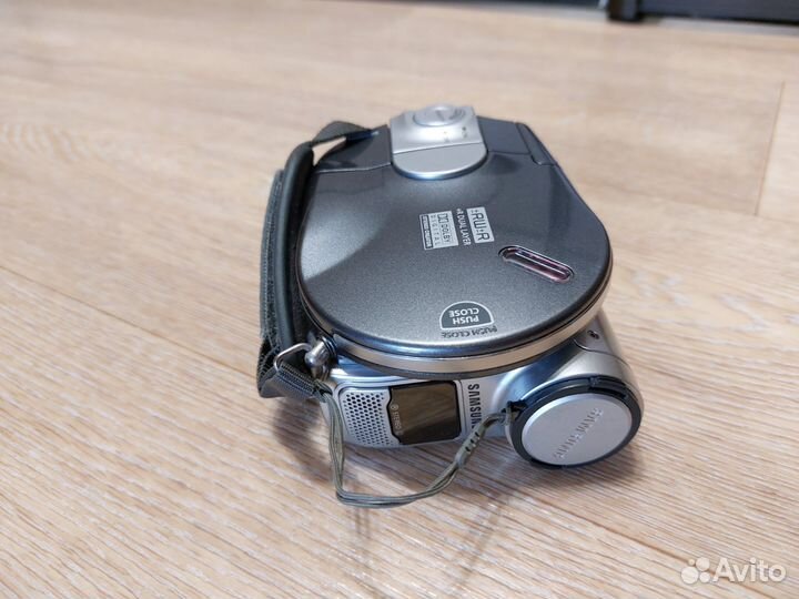 Видеокамера samsung