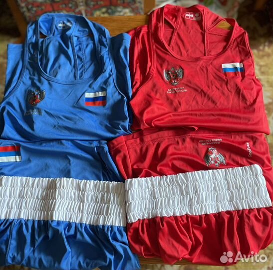 Боксерские перчатки 12 oz