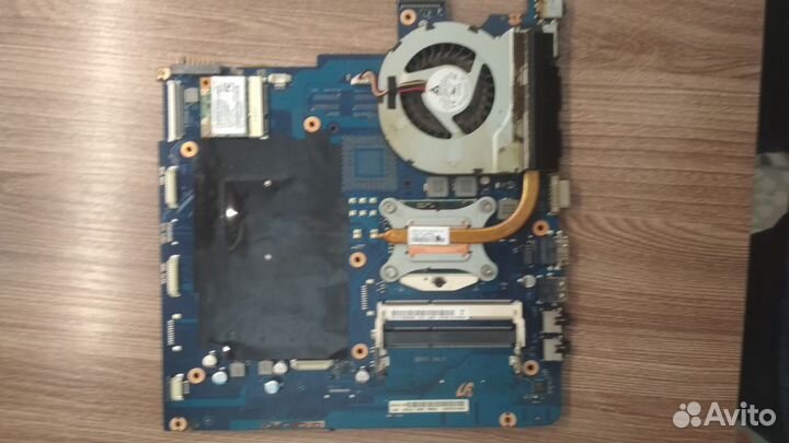 Продам материнскую плату samsung