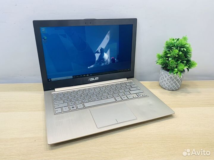 Ноутбук Asus