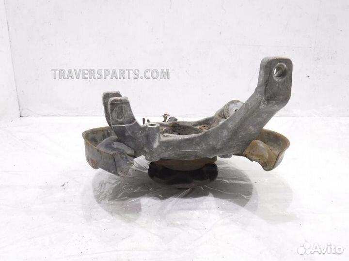 Кулак задний левый 4E0505435C