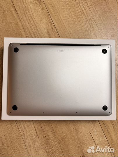 Apple macbook pro 13 2020 m1 8gb 256