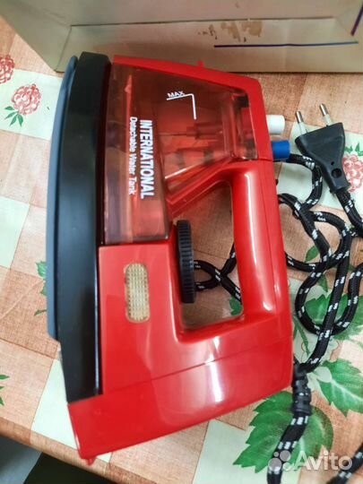 Утюг Internation