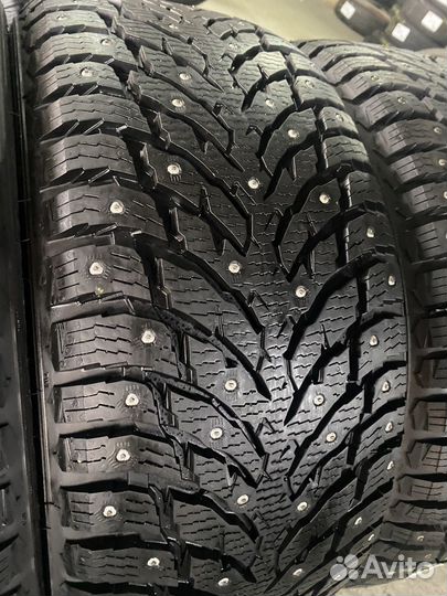Nokian Tyres Hakkapeliitta 9 245/45 R18