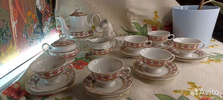 Наборы столовой и чайной посуды