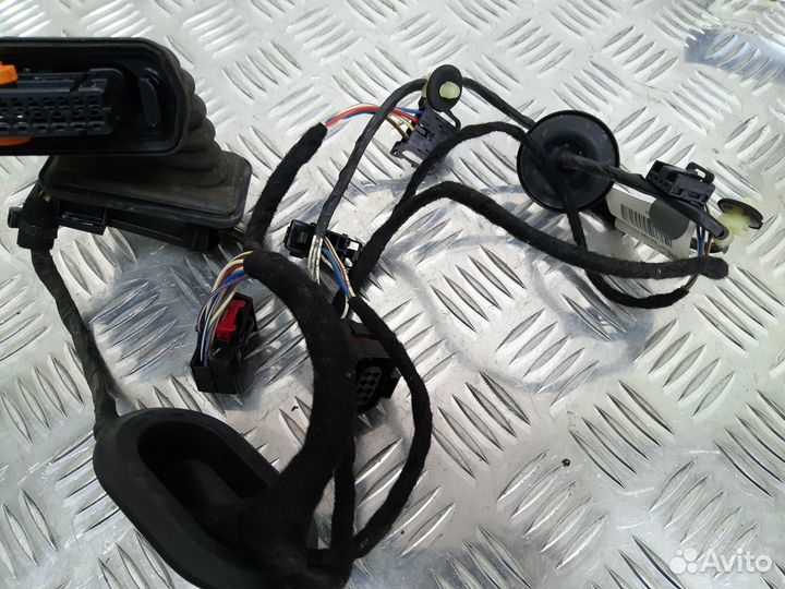 Б/У Проводка двери задней левой VW Passat B7 20