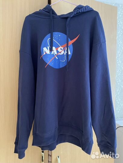 Толстовка с капюшоном