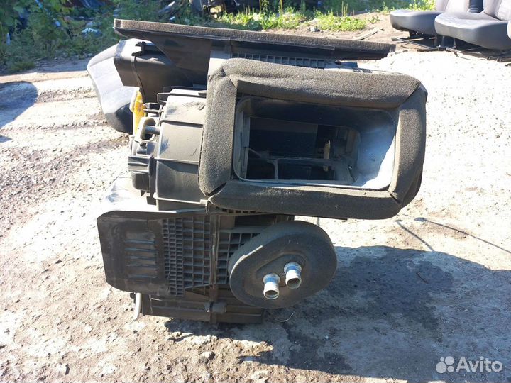 Рено Логан 1 фаза 2 печка в сборе