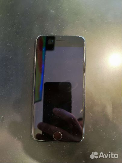 Телефон iPhone 7