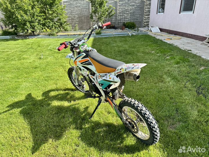 Питбайк Avantis 125 classic