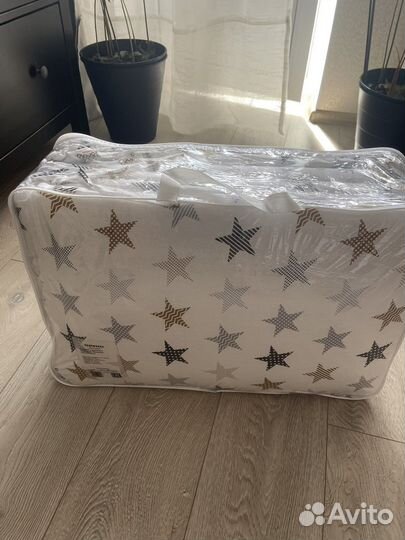 Комплект детского постельного белья в кроватку