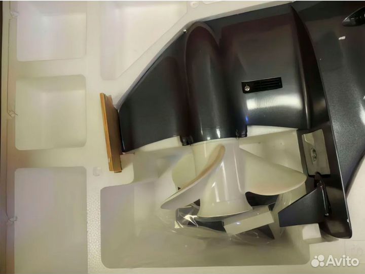 Лодочный мотор yamaha F20В витринный