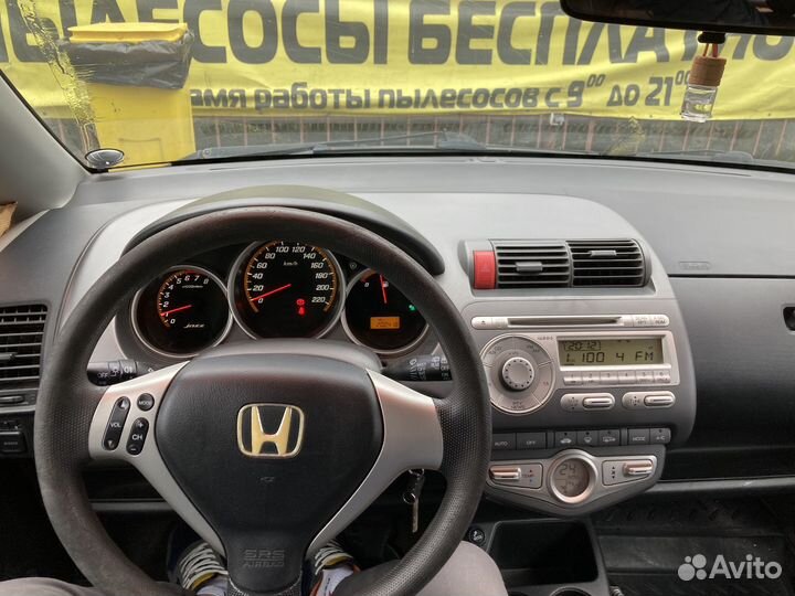 Honda Jazz 1.3 МТ, 2008, 200 000 км