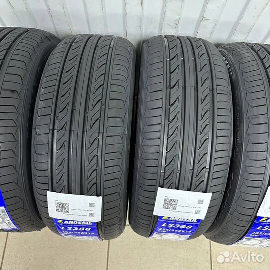 Landsail LS388 215/65 R16