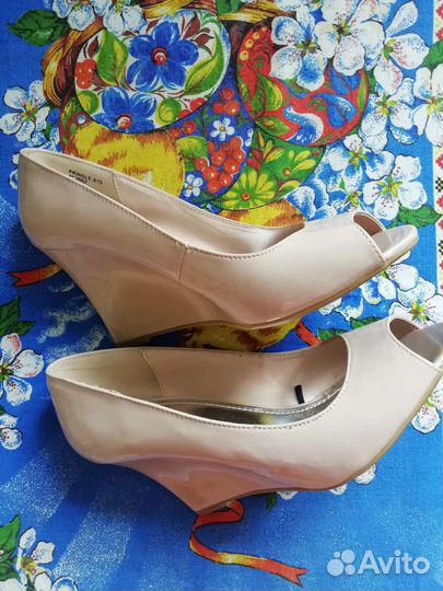 Туфли новые 39 размер