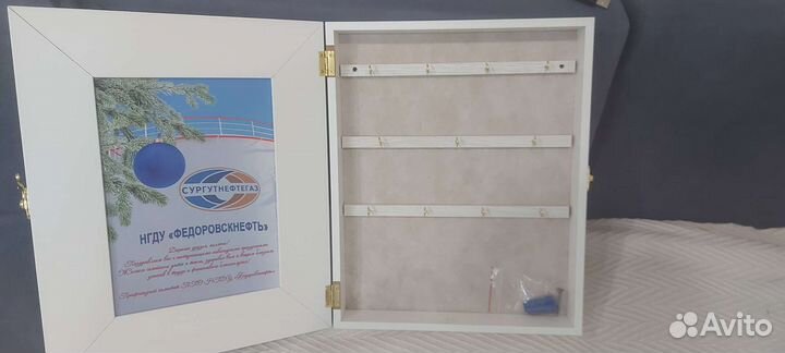 Ключница настенная из дерева