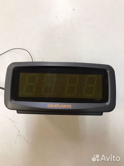 Часы с радио