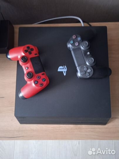 Sony playstation 4 PS4 pro 1tb с играми