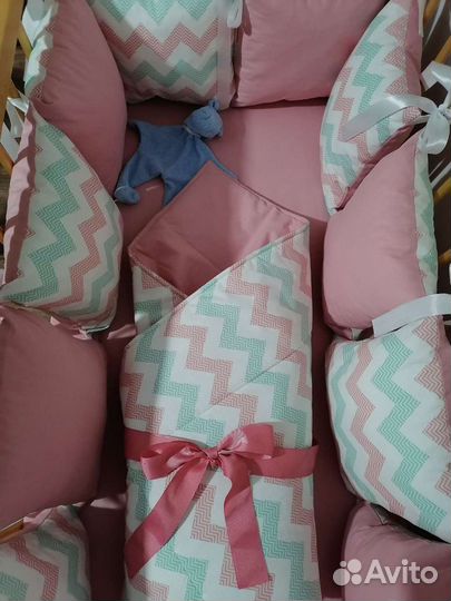 Комплект в детскую кроватку