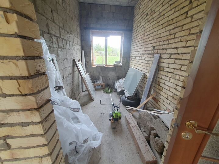 Дом 220,1 м² на участке 7 сот.