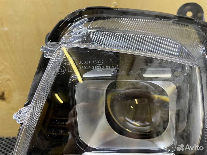 Фара левая Hyundai Tucson 4