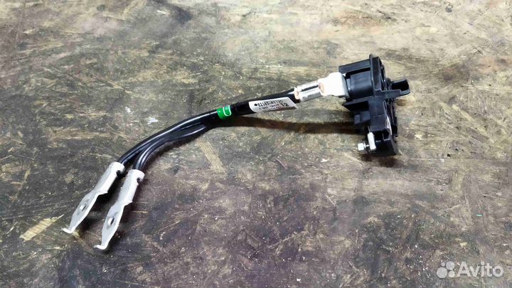 Клемма аккумулятора минус Toyota RAV4