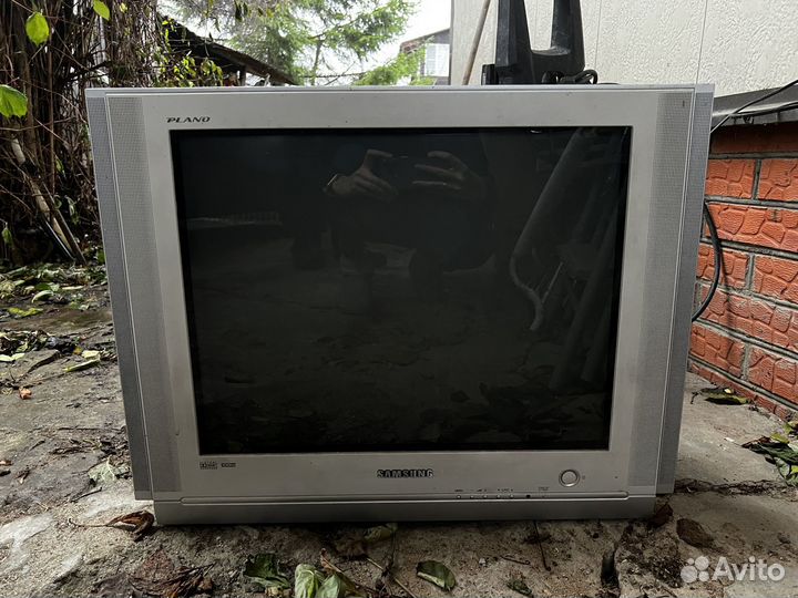 Телевизор samsung