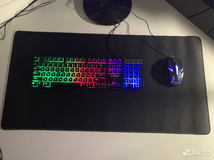 Подарочный набор (Клавиатур+Мышка+Коврик) Скидка