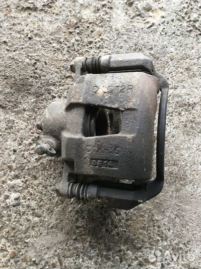 Суппорт передний правый Chevrolet Lacetti Лачетти