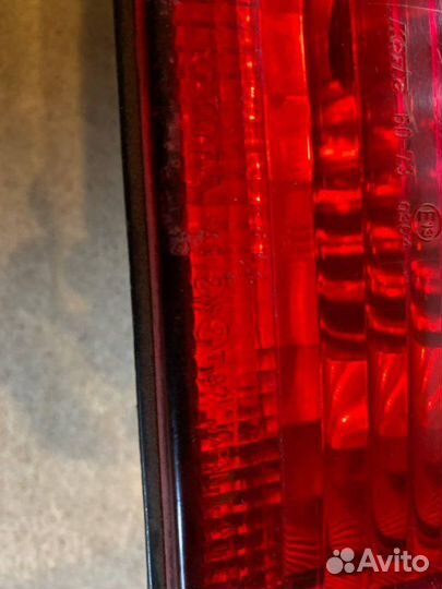 Фонарь внутренний задний правый Toyota Land