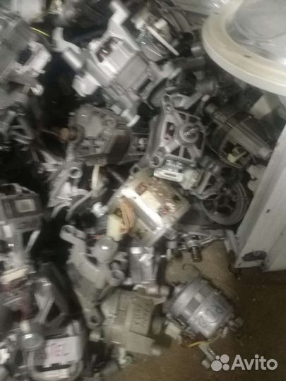 Мотор от стиральной машины Индезит