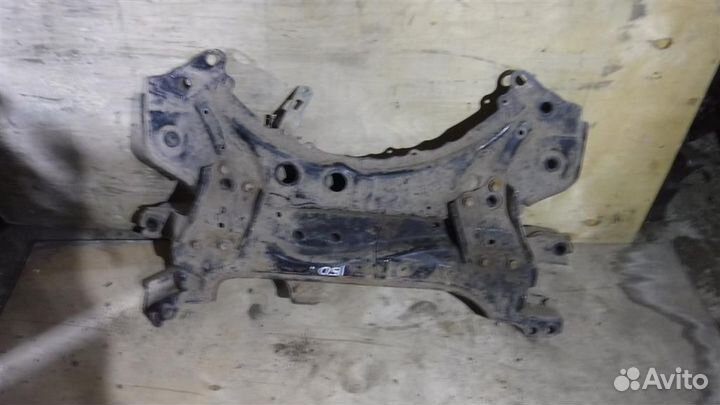 Балка подмоторная Toyota Corolla (E150) 2006-2013