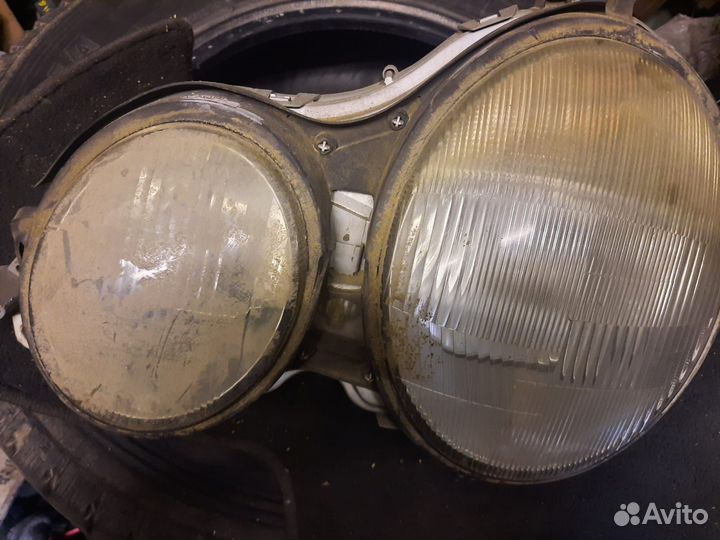 Фара на автомобиль