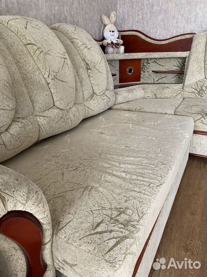 Угловой диван