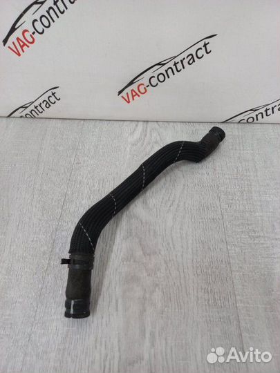 Патрубок системы охлаждения Audi A6 C6 2.8 2010