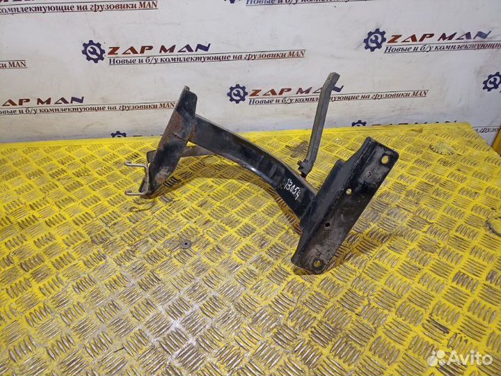 Кронштейн подножки Man Tgl
